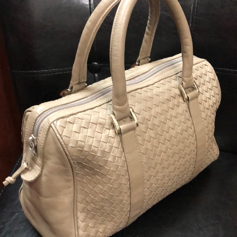Ganson Leather Boston Bag - Picture 4 of 9